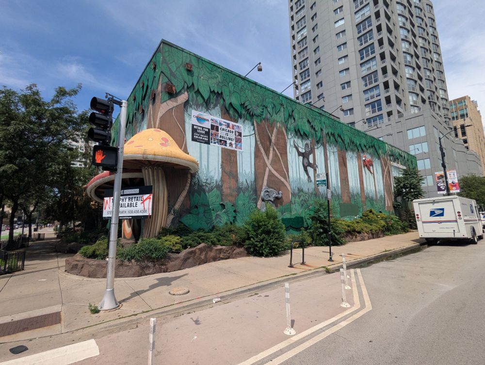 The abandoned Rainforest Cafe building in River North, Chicago