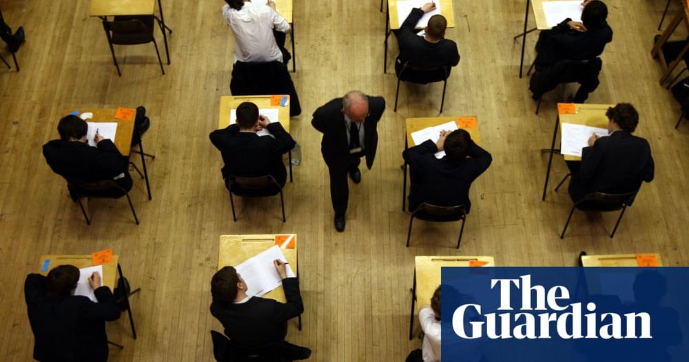 Experts raise concerns over ‘unreliable’ marking of GCSE English