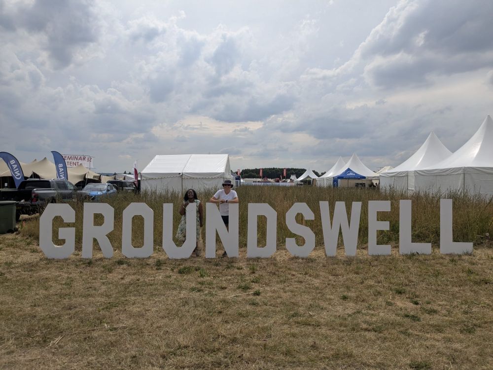 picture of groundswell sign 