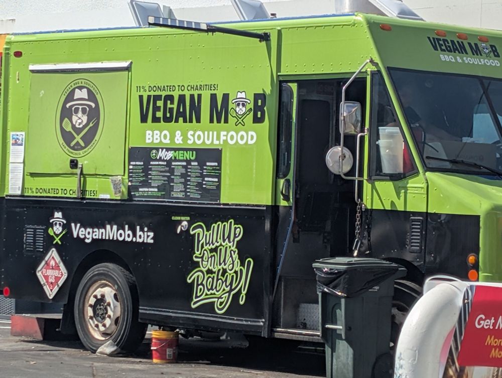 Green food truck: Vegan Mob BBQ & SoulFood 