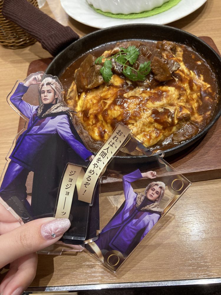 牛タンシチューのオムライス