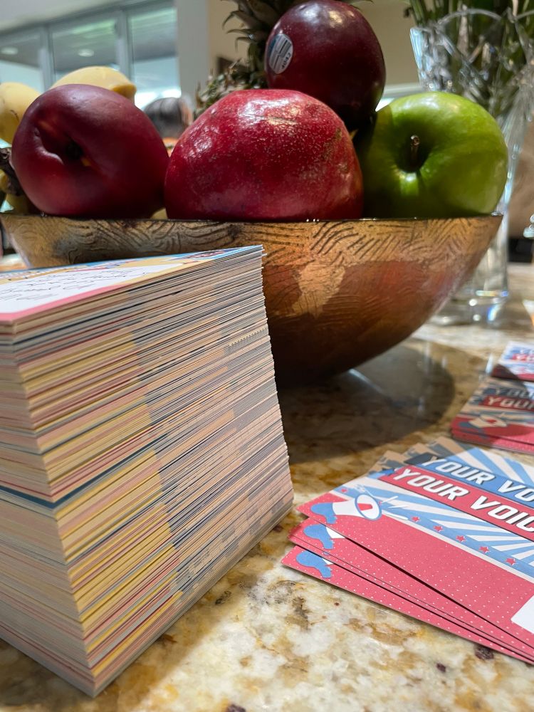 A stack of 300 postcards