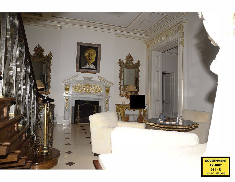Photo of the interior of Jeffrey Epsteins house with the same hideous gold tacky thingies that Trump sticks everywhere.