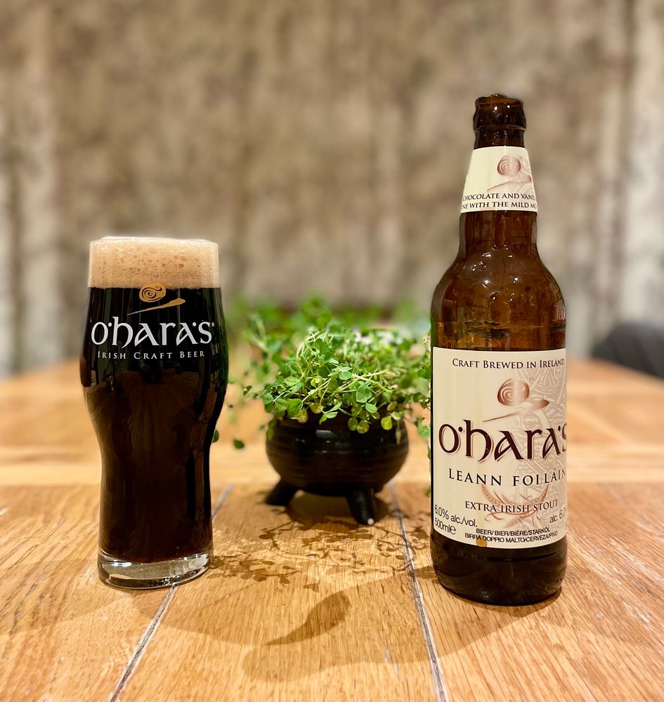 A bottle and glass of O’Hara’s Leann Follain 