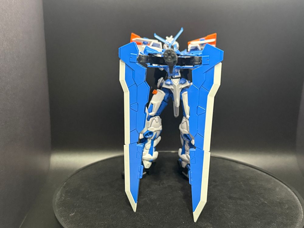 Gundam Astray Blue Frame model kit