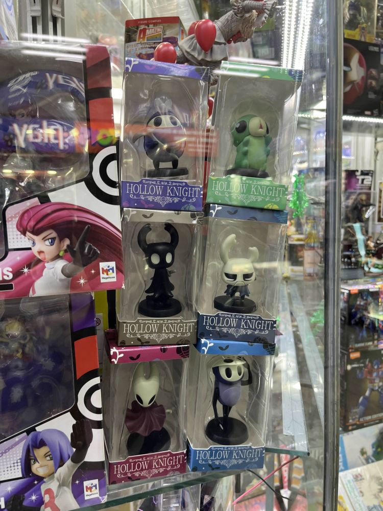 An assortment of characters from Hollow Knight, found in a Chile mall.