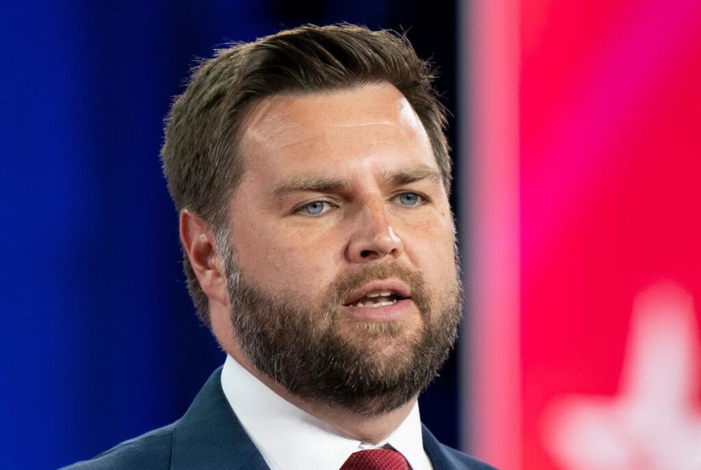 I don’t like liars. In fact, I despise them. I despise JD Vance. Vance cannot seem to open his mouth without putting his foot in it. Now he’s caused more problems by “reshaping history.” Vance spoke to NBC’s Kristen Welker on Sunday. Welker asked Vance if he was angry at Russia for their latest stunt…
