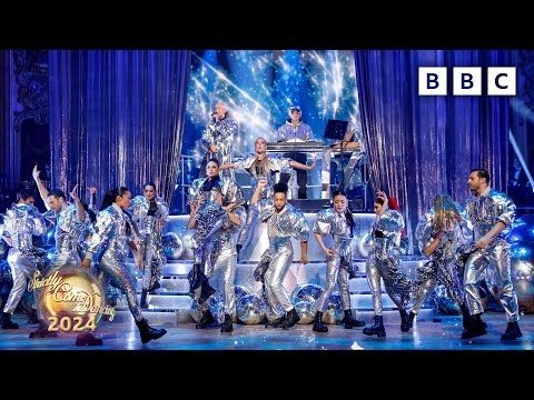 Opening Blackpool Week with the most ICONIC Pet Shop Boys dance! ✨ BBC Strictly 2024