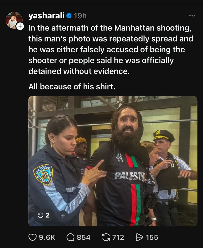 yasharali
19h
In the aftermath of the Manhattan shooting, this man's photo was repeatedly spread and he was either falsely accused of being the shooter or people said he was officially detained without evidence.
All because of his shirt.