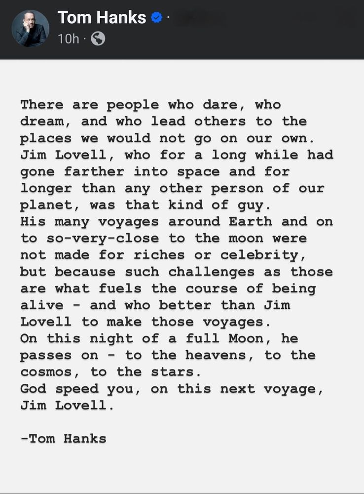 Tom Hanks respectfully comments on the passing of astronaut Jim Lovell 