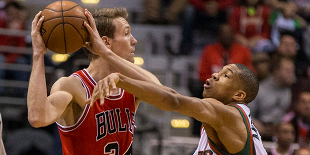 Dunleavy Jr. committed dirty plays against Carter-Williams