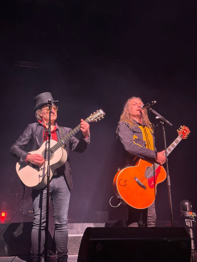 The brothers having a Laugh and a Half