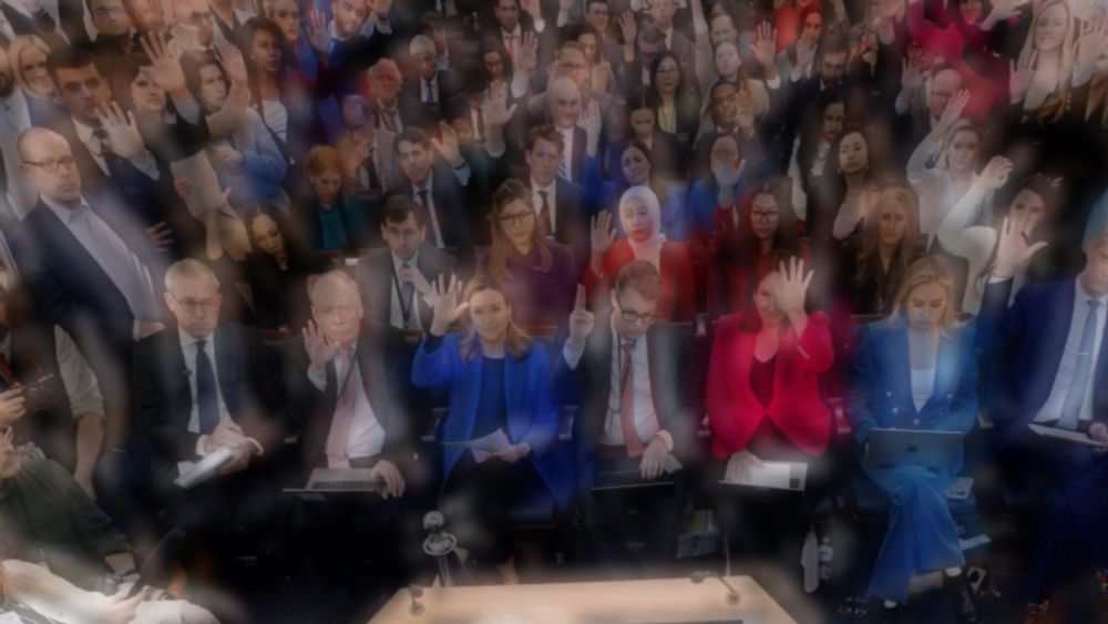 Blurry WH Press Corps