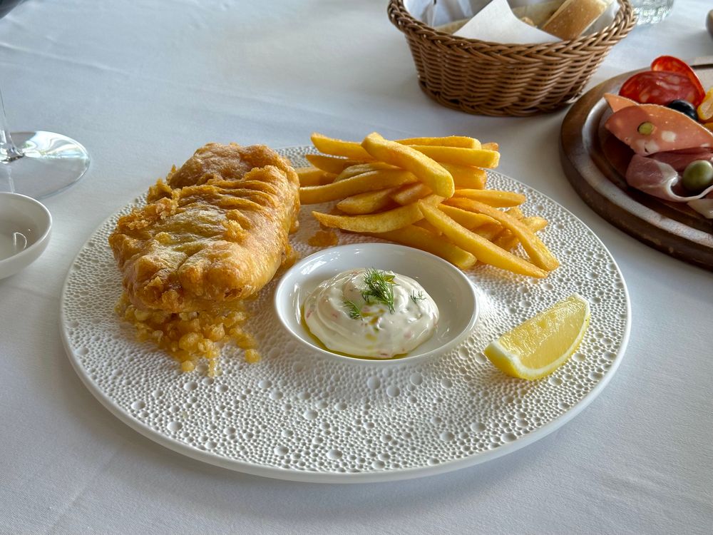 Tunu Tarnar
Beer Battered Crispy Sea Bass