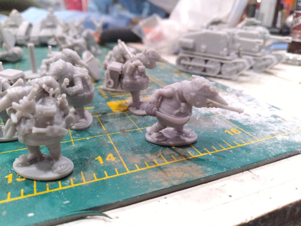 Supposed to have 2x pistols, but one broke, so gave him a sword and pistol