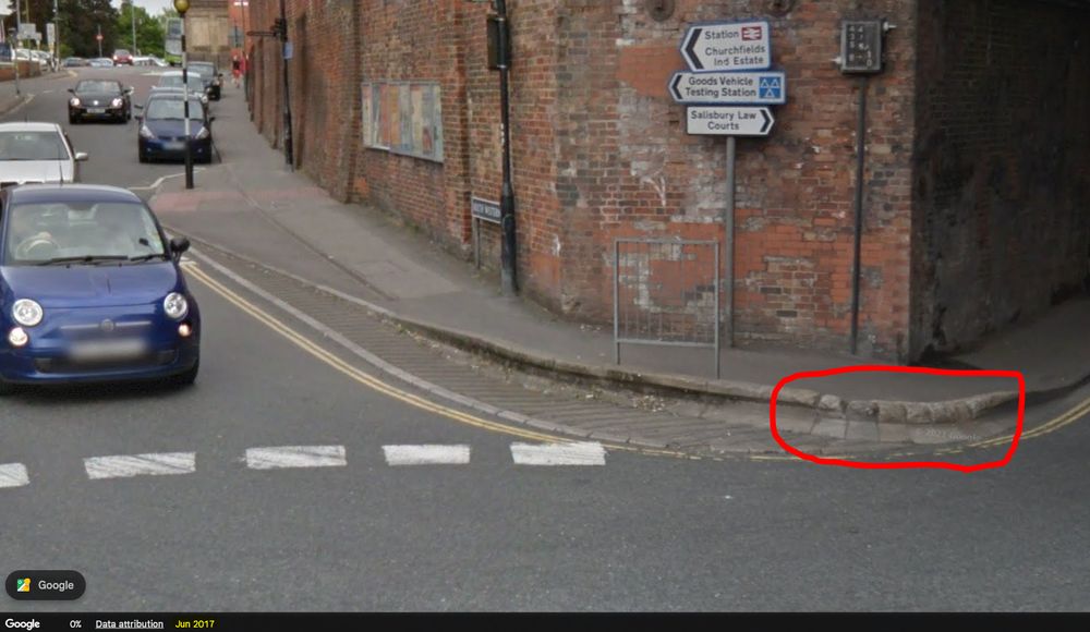 a photo of the old kerb