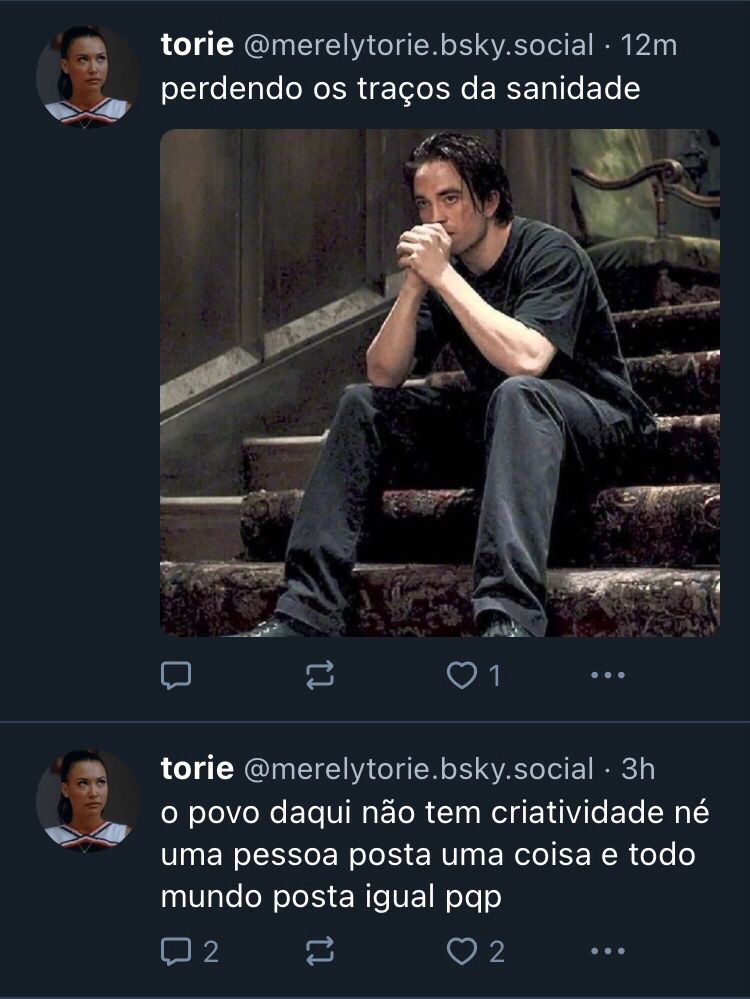 uma querida criticando a repetição de postagens iguais e logo em seguida fazendo o mesmo