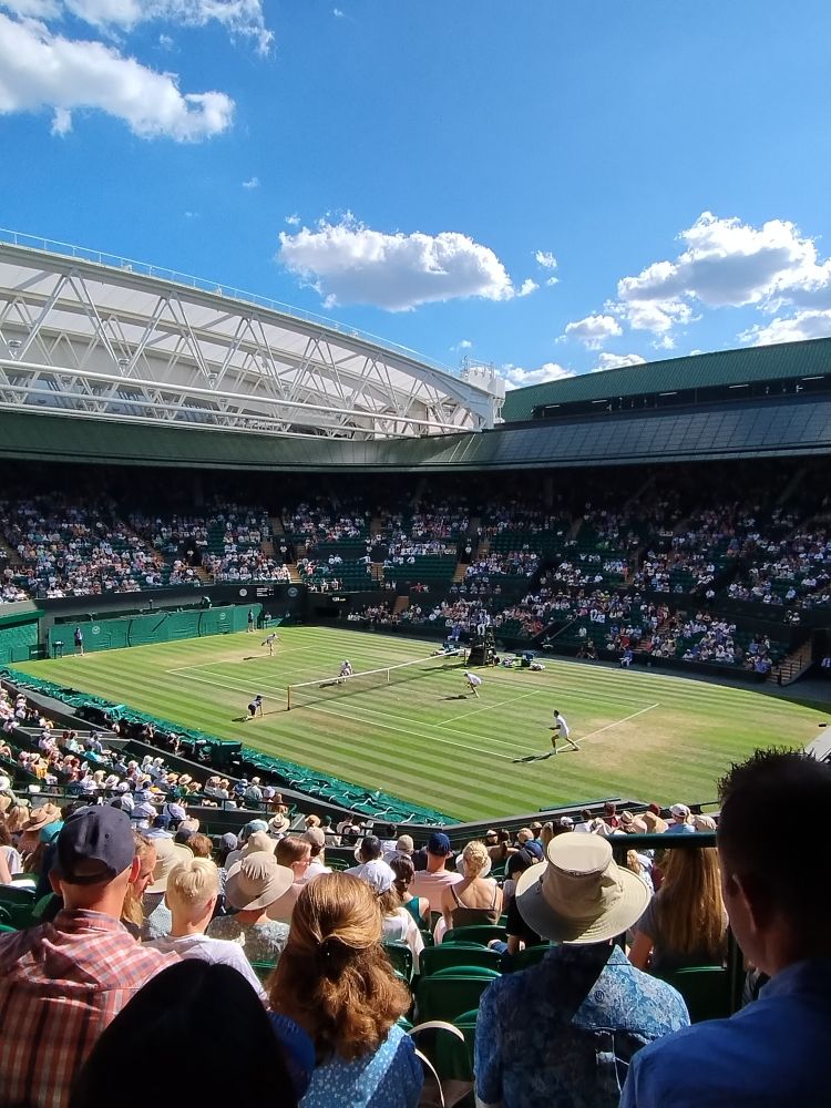 Cash and Glasspool playing Granollers and Zeballos in one of the Men's Doubles Semi-Finals on No.1 Court at Wimbledon.