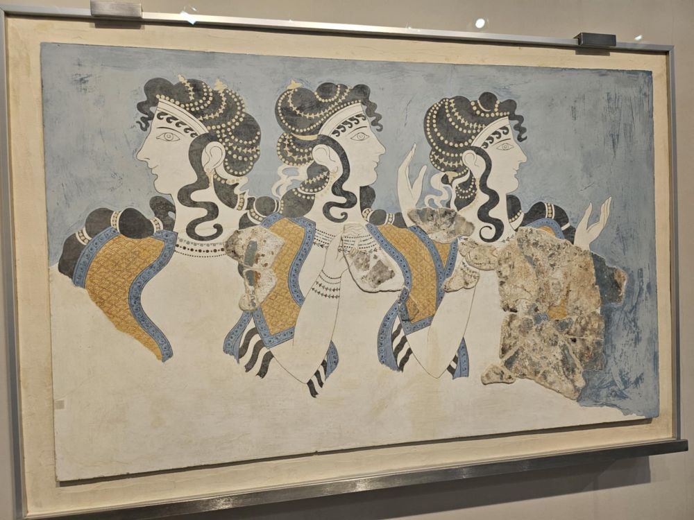 Three blue ladies fresco