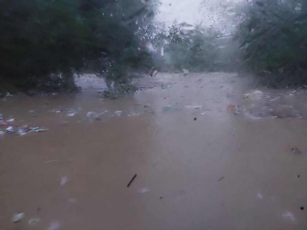 Our house just got flash flooded!!! Yay!!!!