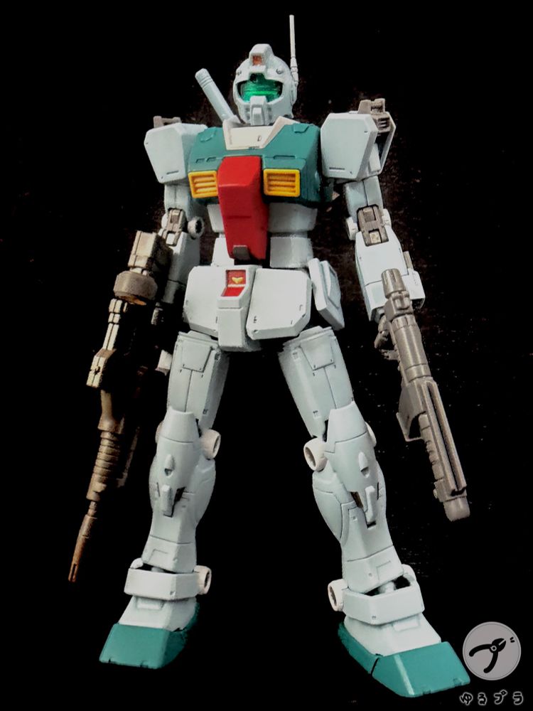 作ったプラモ　ジム（スレッガー搭乗機）
なんとかなって良かった耳のアンテナ。良い感じ