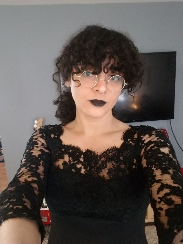 goth girl femboy pawjob under the table at denny's