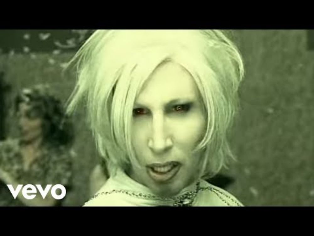 Marilyn Manson - I Don't Like The Drugs (But The Drugs Like Me) (Official Music Video)