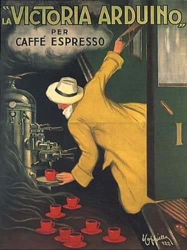 Cette affiche publicitaire de 1922, réalisée par l’artiste Leonetto Cappiello, met en avant la machine à café espresso Victoria Arduino. Elle représente un homme élégant vêtu d’un manteau jaune et d’un chapeau blanc, tenant une tasse de café dans une main tout en s’appuyant sur une porte de train en mouvement. À l’arrière-plan, une machine à café imposante produit de la vapeur, renforçant l’idée de dynamisme et de modernité. Le slogan « La Victoria Arduino per caffè espresso » met en avant la qualité et la performance de la machine. L’ensemble du visuel, avec ses couleurs vives et son mouvement exagéré, reflète le style distinctif de Cappiello, souvent considéré comme l’un des maîtres de l’affiche publicitaire du début du XXe siècle.