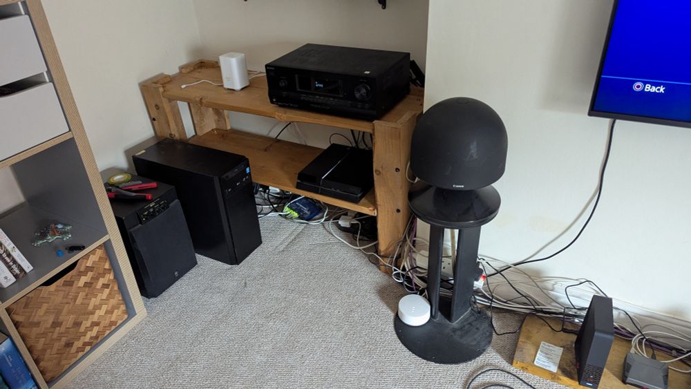 Wires still need a bit of sorting out, but for now it's done 