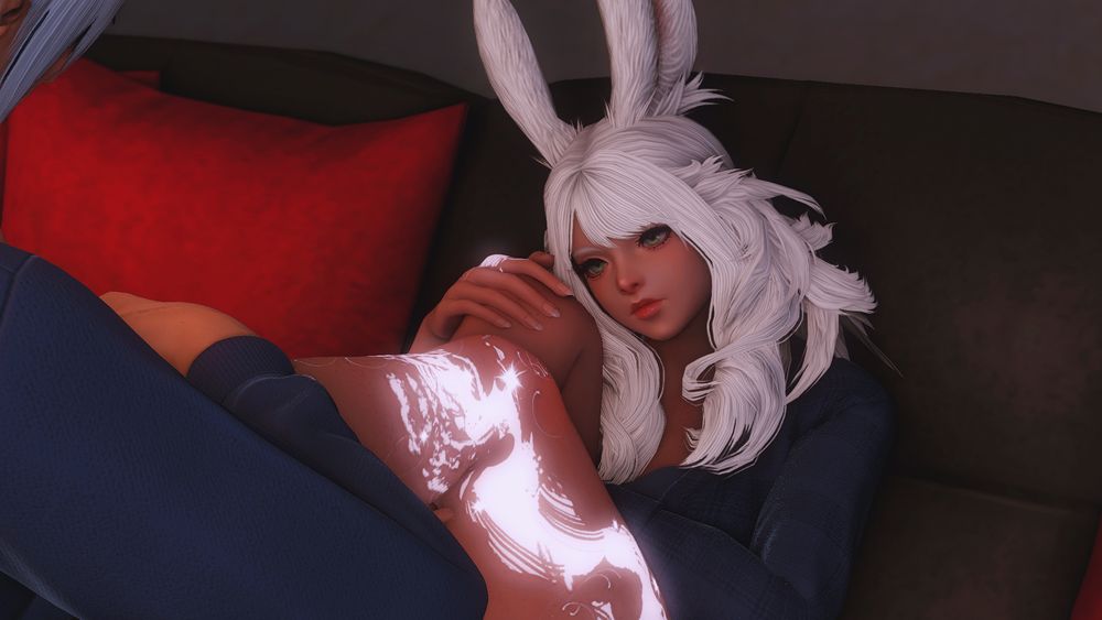 Same scene but from a different angle, now focused on Yvette looking up at Estinien with a neutral expression.