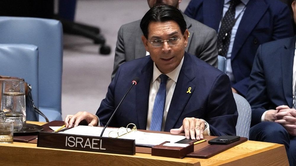Selon ce plan adopté dans la nuit de jeudi à vendredi, l'armée israélienne "se prépare à prendre le contrôle de la ville de Gaza tout en distribuant une aide humanitaire à la population civile en deho...