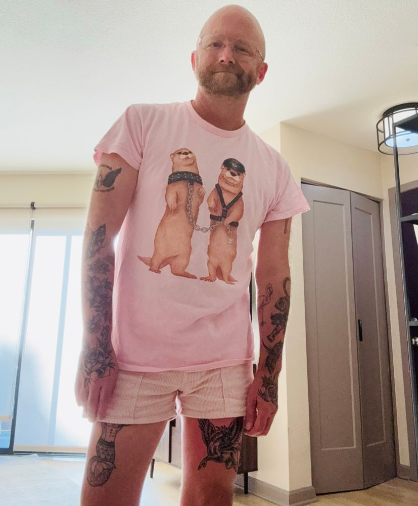 me in my pink bondage otters t-shirt and pink corduroy shorts 