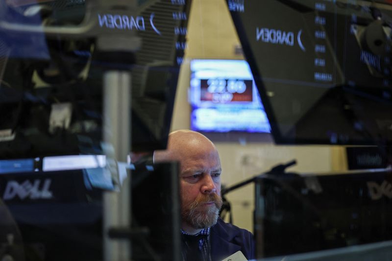 Chip stocks lift Wall Street as investors await trade negotiations