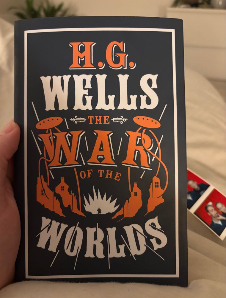 Image of a book: The War of the Worlds by H.G. Wells
