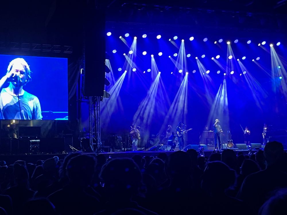 First time seeing Teskey Bros. from Australia, too. Singer's a white boy Otis Redding and the band knows its vintage R&B. As James Brown would have said, they took it to the bridge!