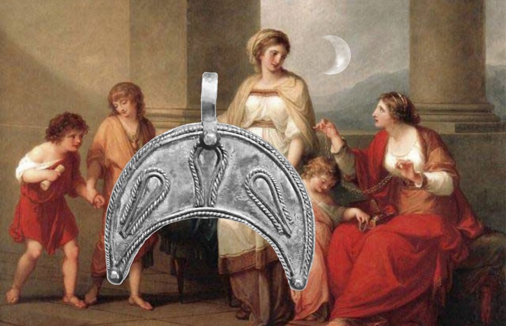 A Meniskos, Roman "little moon" made of pure silver for protection 