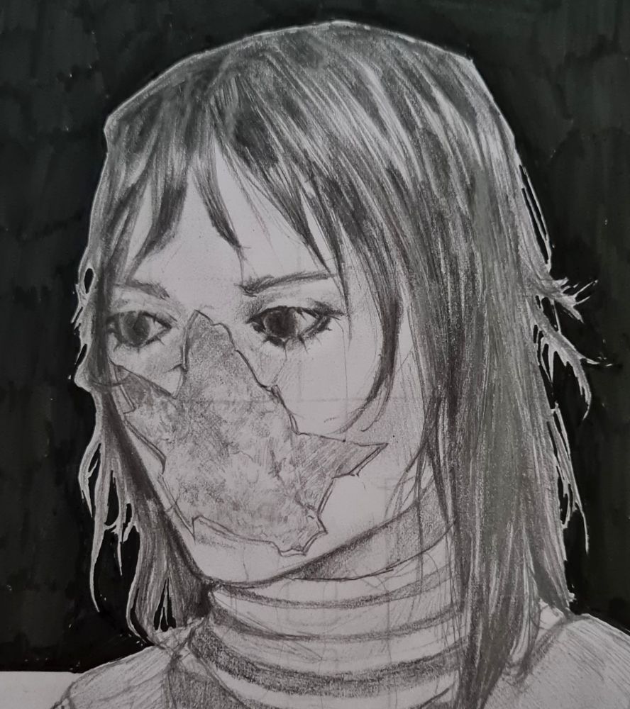 A imagem retrata Anya, uma personagem de um jogo indie chamado Mouthwashing, com o rosto estilhaçado, referenciando a capa de um álbum onde há uma boneca de porcelana com o rosto igualmente estilhaçado.