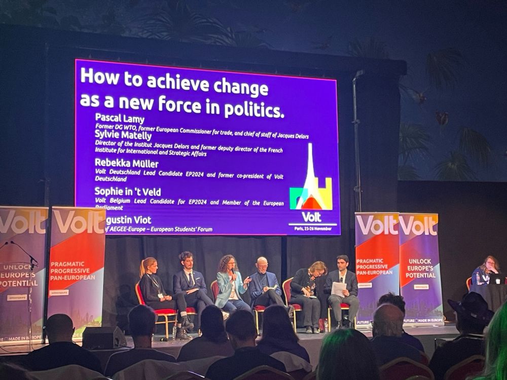 Paneldiscussion during the Volt General Assembly 2023 in Paris with Pascal Lamy, Sylvie Matelly, Sophie in’t Veld and others.