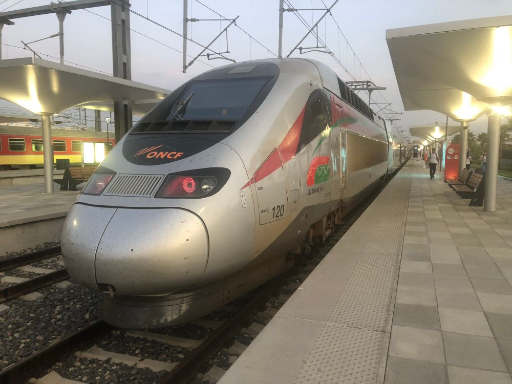 Tren. AVELIA 2N2 de la ONCF para los servicios de alta velocidad(Al Boraq) en Marruecos 