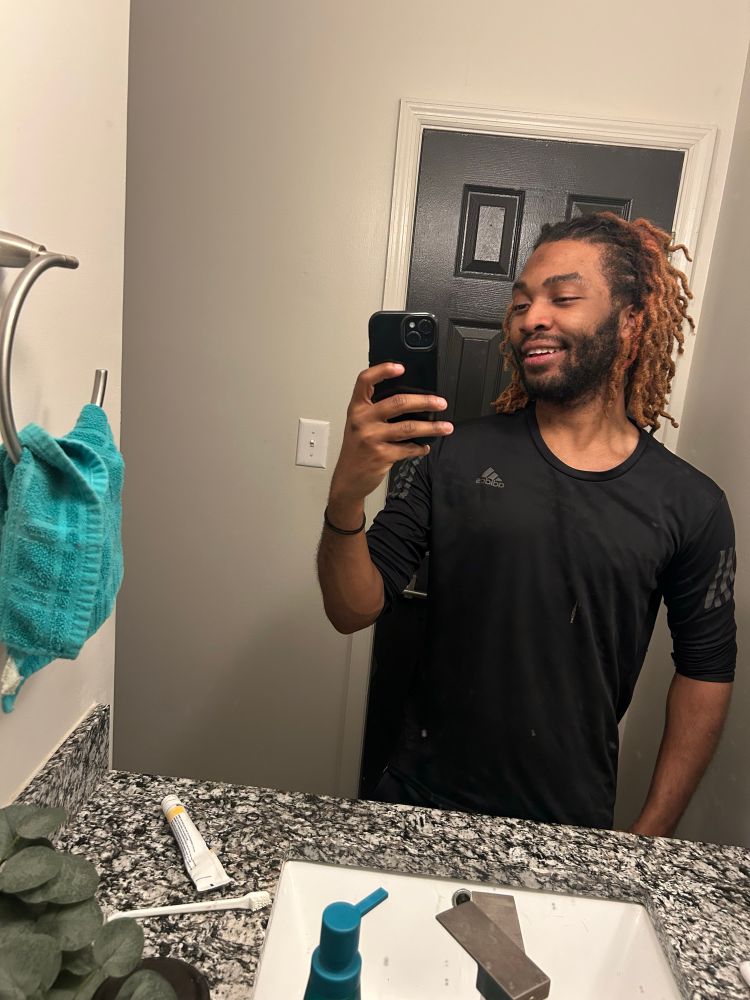 Don’t mind me I got high as shit while that girl was oiling my scalp🥰