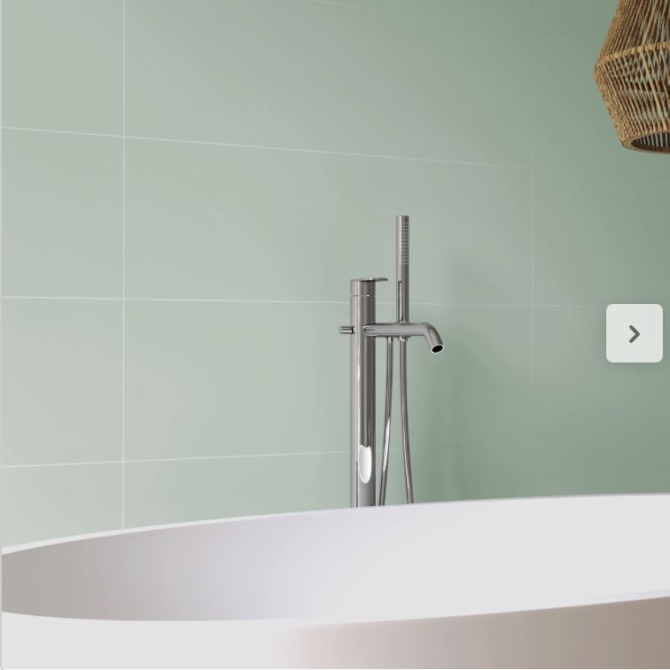 photo carrelage mural vert sauge avec une baignoire devant