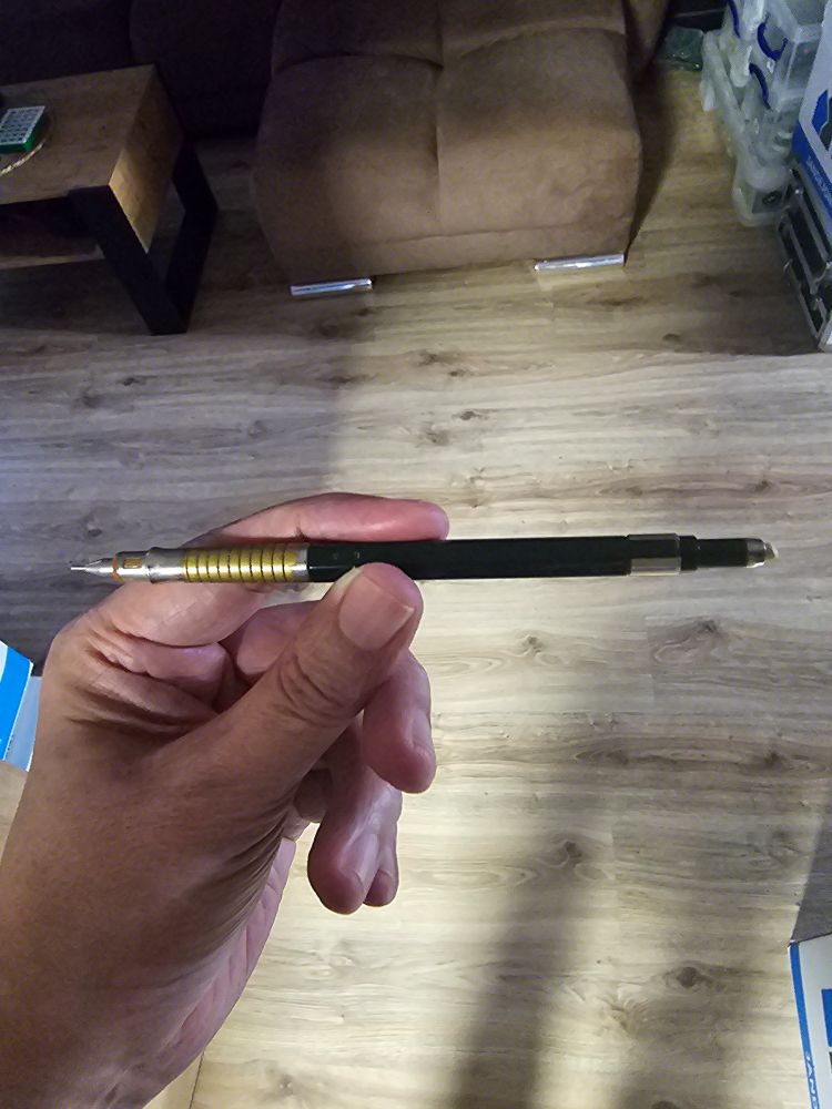 Foto van mijn eigen trouwe tekenpotlood 