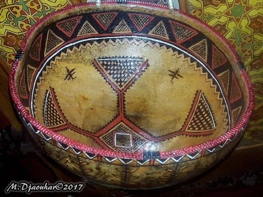 Beautiful home furnishings! Creative #art to add to your already magnificent home. Take a closer look at all kinds of creations by #indigenous #artist #MDjaouhar. Something beautiful for everyone at: https://mdjaouhar.weebly.com/woodwork-furniture-painting--home-decoration.html

Wood #etched. Support indigenous business #art