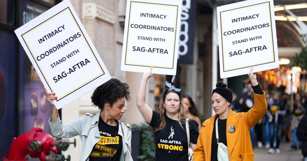 SAG-AFTRA looks to unionize intimacy coordinators