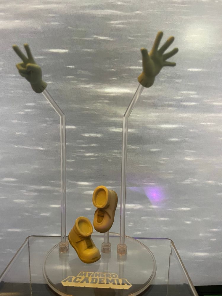 Toru Hagakura, the Stealth Hero: Invisible Girl, hanging out in the moon. 