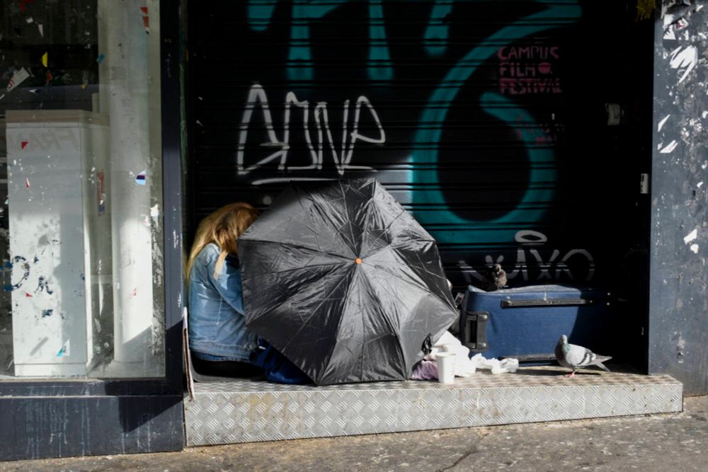 Femmes sans abri : « Au bout d’un an passé à la rue, 100 % d’entre elles ont subi un viol »