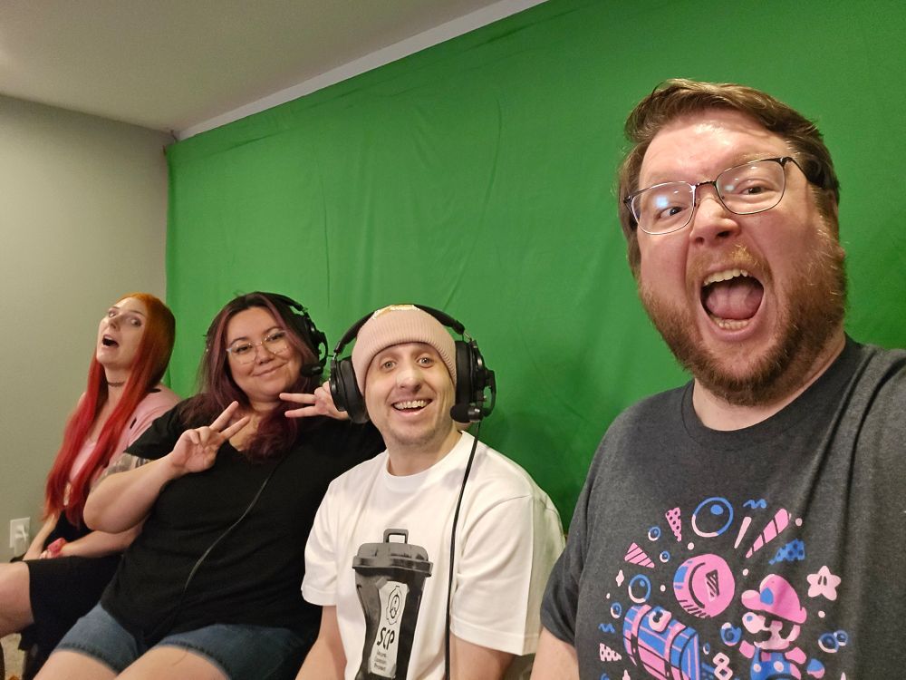 Photo of Stumpt in front of green screen
