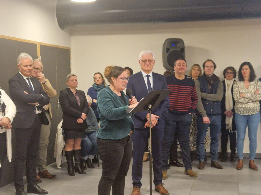 Elise Leboucher prend la parole à la cérémonie de vœux de Coulans-sur-Gée