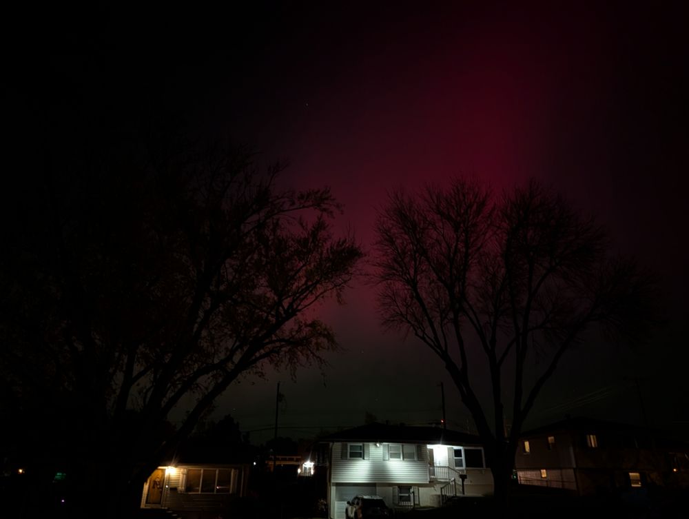 Aurora Borealis, At this time of year, at this time of day, in this part of the country, localized entirely within Omaha Nebraska.