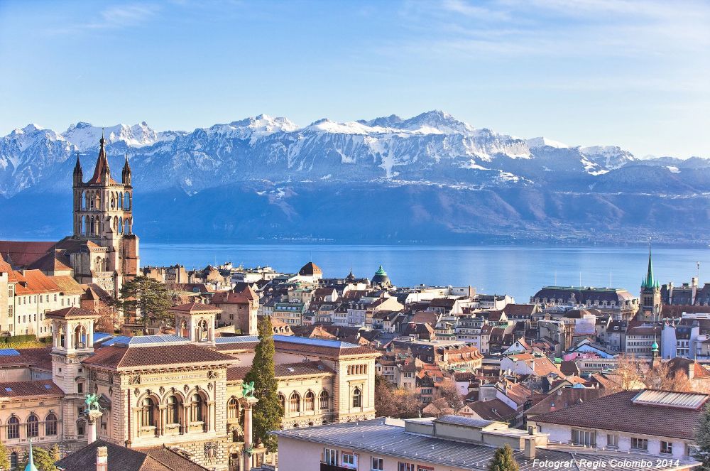 Vue sur la Cité, le lac , les Alpes, Lausanne -- Fotograf: Regis Colombo 2014